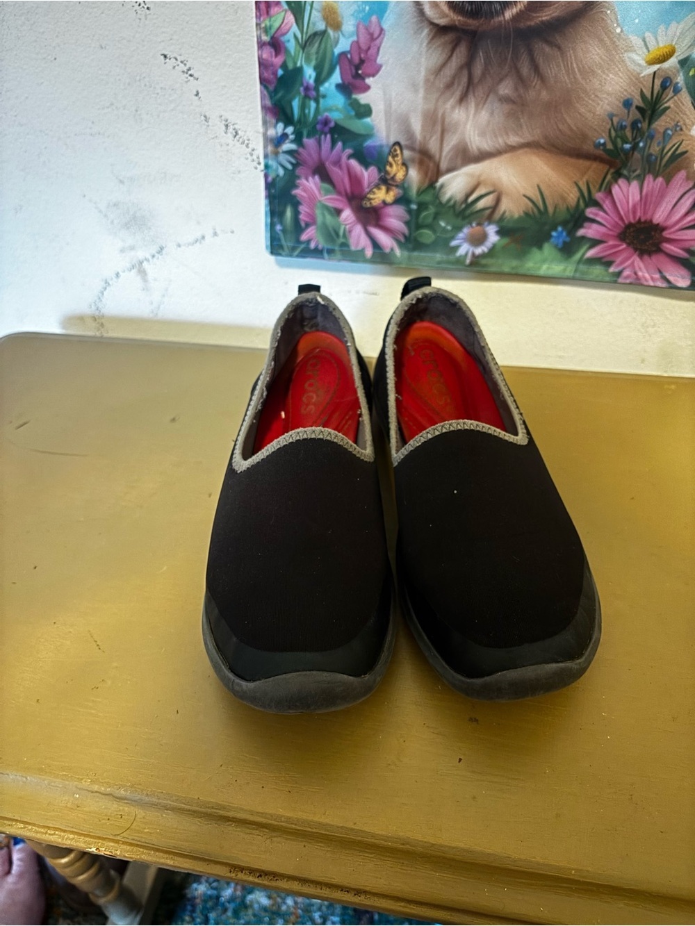 CROCS Black Slip-On Sneakers with Red Insoles